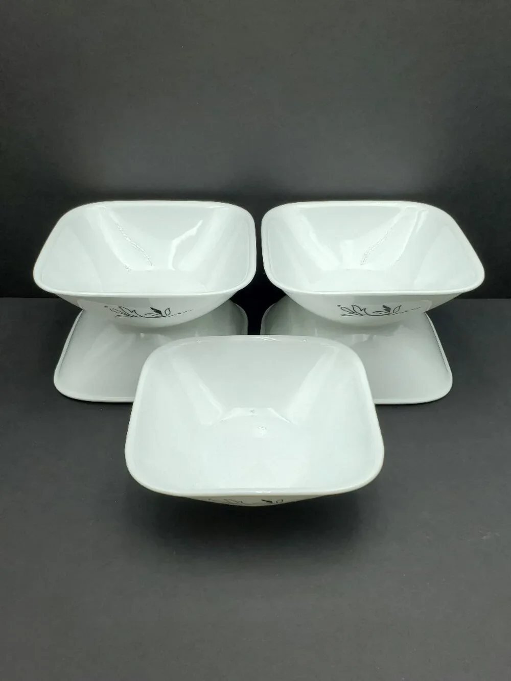 Corelle Royal Lines Soup Cereal Bowls Square White Bowls with Red Rims